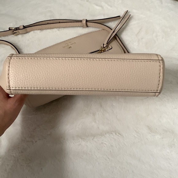Kate Spade cross body - Picture 7 of 16